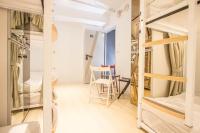 Dormitorio Misto con 6 Posti Letto