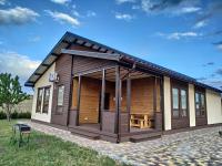 B&B Chornomorsk - Дом Дискавери на 10 человек у моря! - Bed and Breakfast Chornomorsk