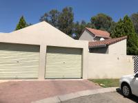 Phil's Country Loft- Power backup - B&B Johannesburg