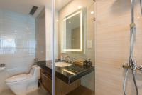Suite mit Kingsize-Bett und Meerblick