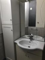 Apartamento con 1 dormitorio - Anexo