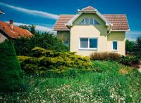 Castle Village Apartment - B&B Krásnohorské Podhradie