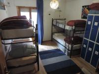 Posto Letto in Dormitorio Misto con 6 Letti