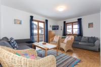 Apartamento de 2 dormitorios con balcón