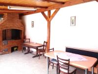 Mountain Countryside House & Courtyard near Sibiu - B&B Orlat