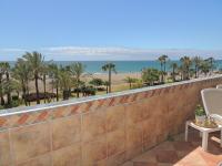 Ole Playa 6A, Beach Front - A pie de Playa, Sea Views - Vistas al Mar, Parking, Puerto Marina - Chambres d'hôtes Benalmádena