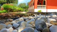 Calondri Apartment 2 in Achilleion Region - Bed and Breakfast Gastoúri