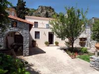 Spacious Retreat near Preveli, Triopetra & Plakias - B&B