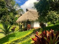 Sauce Lodge - Laguna Azul