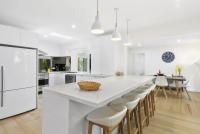 Seven-Bedroom Holiday House