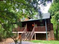 Raccoon Ridge Getaway - B&B Sevierville
