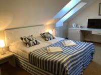 Deluxe Double Room with Bath