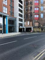 Spacious Luxury Waterfront Apartment - B&B