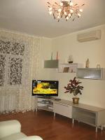 One-Bedroom Apartment - Gusovskogo Street 4a