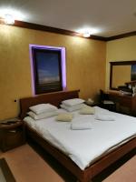 Prince III - Ferienwohnung Novi Sad