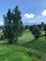Familienzimmer mit Bergblick
