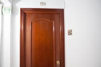 Camera Doppia con Letti Singoli e Bagno in Comune