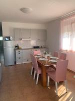 Apartment mit Balkon und Meerblick