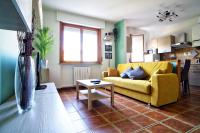 Casa Zoe Apartment Free parking,self check in & free wi fi - B&B Parma