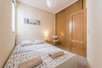 Apartment mit Balkon
