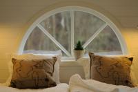 Large Twin Room with Shared Bathroom