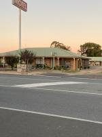 B&B Meningie - Lake Albert Motel - Bed and Breakfast Meningie