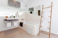 Sunset Boutique Duplex - Bed and Breakfast