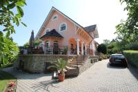 Barackvirág Vendégház - B&B Tihany