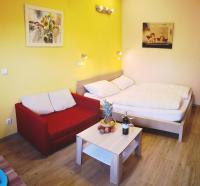 Deluxe Double Room (2 Adults + 1 Child)