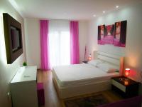 Deluxe Queen Room with Two Queen Beds