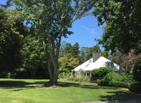 Columbus Suite at 144 on Jones - Bed and Breakfast