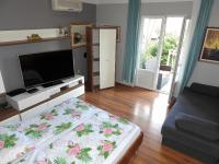 Apartamento con vistas al jardín