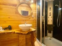 Double Room with Private External Bathroom