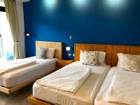 Dreibettzimmer mit eigenem Bad