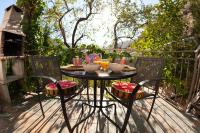 Charming House in Laroya + Jacuzzi - B&B Laroya