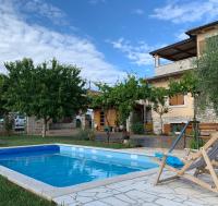 B&B Brtonigla - Apartments Leone - Bed and Breakfast Brtonigla