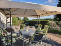 Skibbi`s Ferienhaus an der Sonnenloipe in Friedrichsbrunn - B&B Thale