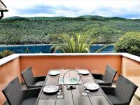 B&B Albona - Apartments Alenka by the sea - Bed and Breakfast Albona