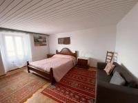 Tweepersoonskamer met een Eigen Externe Badkamer
