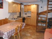 Apartment with Mountain View