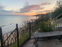 Guest House Dacha - Chambres d’hôtes Nova Dofinivka