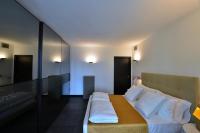 Apartment mit Balkon