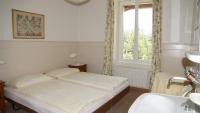 Twin Room with Shared Bathroom Lake View