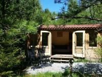 Cozy Lodge near Brattforsheden nature reserve - B&B Filipstad