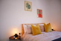 Modern New House - Great Location - Garden - Parking - Fast WiFi - Smart TV - Stunning 2 Bedroom House sleeps up to 4! Only 5 mins drive to Sandbanks Beach - Chambres d'hôtes Parkstone