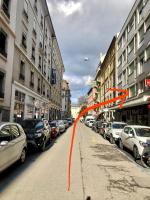 Central Geneva Studio with free Travel Pass - B&B Geneva