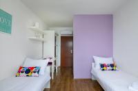 Zweibettzimmer mit Balkon und Meerblick