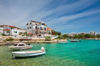 Apartments Villa Zrinka - Last season ever! - Chambres d’hôtes Rogoznica