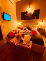 Deluxe Suite with Spa Bath