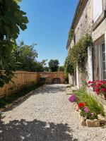 Gîte 4 étoiles avec hébergement insolite - 10 personnes - Bed and Breakfast
